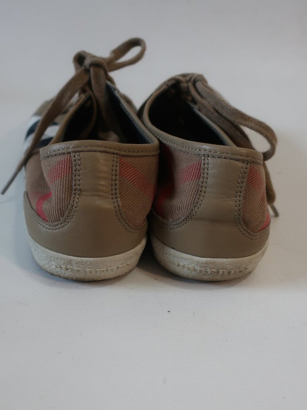 Authentic Burberry Taupe Vintage Housecheck Low-Top Vulcanized Sneakers 38 US/8 - Picture 7 of 15